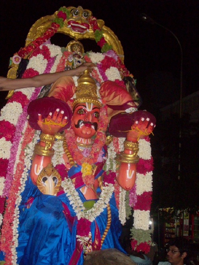 Aani Garudan At Nanganallur Sri Lakshmi Hayavadhana Perumal Temple3