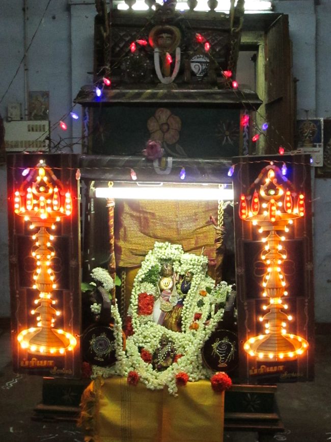 Dasavathara Sannidhi LakshmiNarasimha Oonjal1