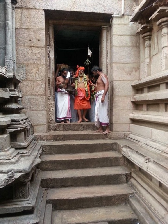 HH Srirangam Srimath Andavan Mangalasasanam at Thirumoogur1