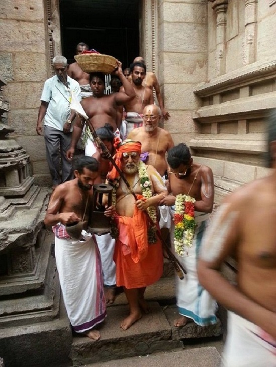 HH Srirangam Srimath Andavan Mangalasasanam at Thirumoogur2
