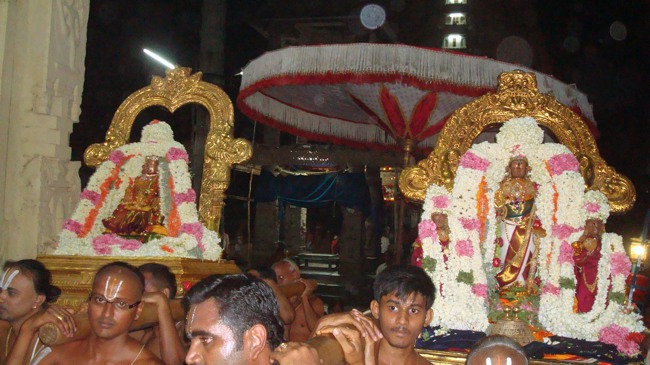 Kanchi Sri Peraralulan Kodai utsavam day 5 2014--34