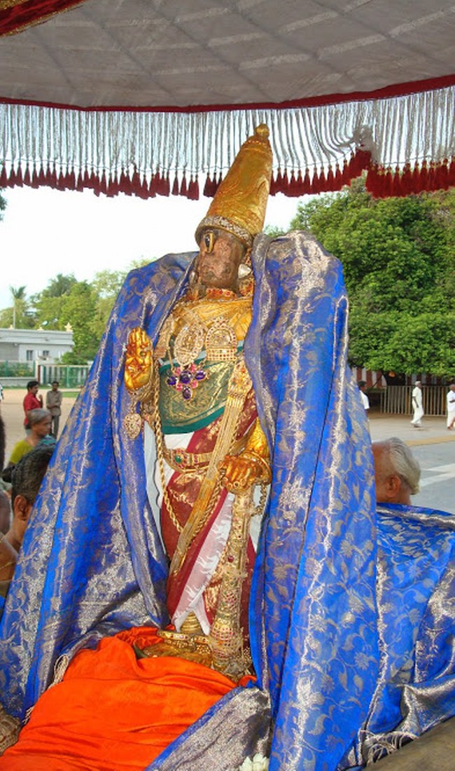Kanchi Sri Varadaraja Perumal Temple Kodai Utsavam day 4 2014 07