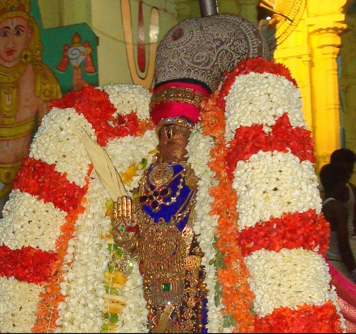 Kanchi Varadaraja Perumal Kovil Aani Garudan and Periyazhwar Thirunakshatram 2014 03