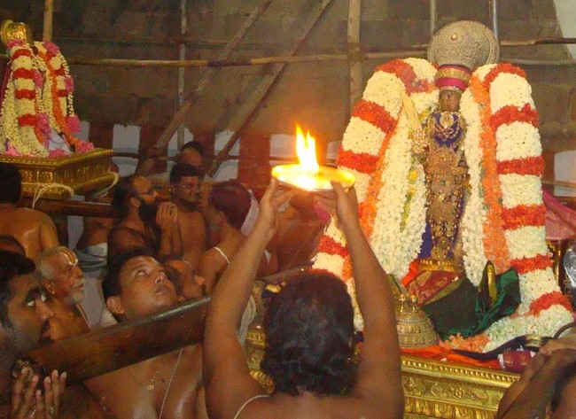 Kanchi Varadaraja Perumal Kovil Aani Garudan and Periyazhwar Thirunakshatram 2014 10