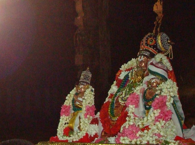 Kanchi Varadaraja Perumal Kovil Sri Nathamuni THirunkashatram 2014 02