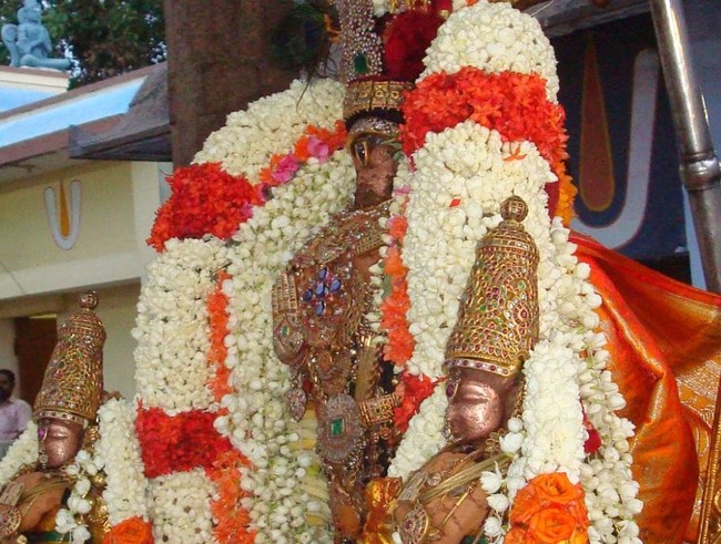 Kanchi Varadaraja Perumal Kovil Sri Nathamuni THirunkashatram 2014 06