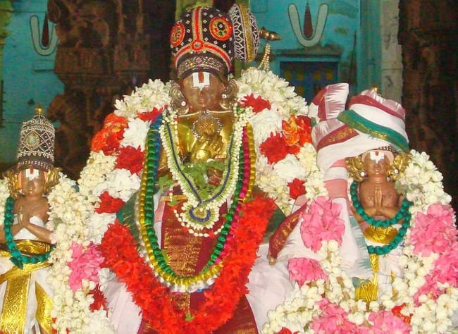 Kanchi Varadaraja Perumal Kovil Sri Nathamuni THirunkashatram 2014 32