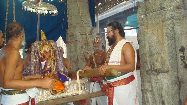 Kanchi Varadaraja Perumal Temple Kodai Utsavam day 2 2014 20