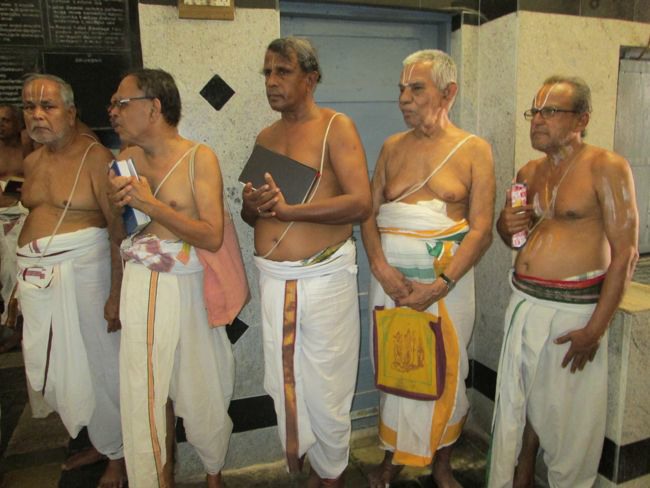 Srivilliputtur Sri Andal Thiruvadipoora Brahmotsavam day 6  Morning 2014--05