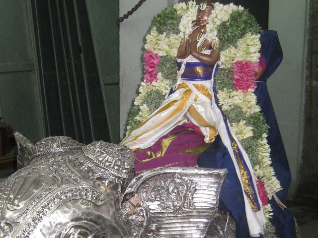 Thirukudanthai aravamudhan Sannadhi Periyazhwar Parathathva Nirnayam 2014 5