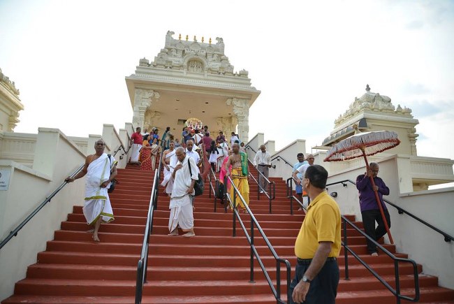 US Aurora Sri Venkateswara Temple Theppotsavam 2014 12
