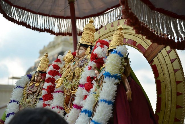 US Aurora Sri Venkateswara Temple Theppotsavam 2014 25