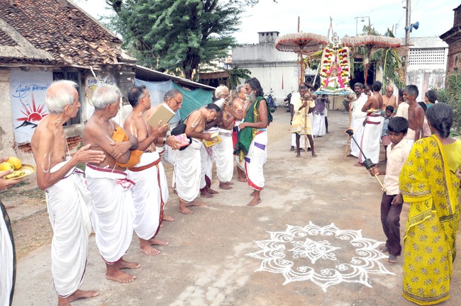 Aviyur Sri Navaneetha Krishnan Perumal Temple Thirupavithrotsavam 2014 09