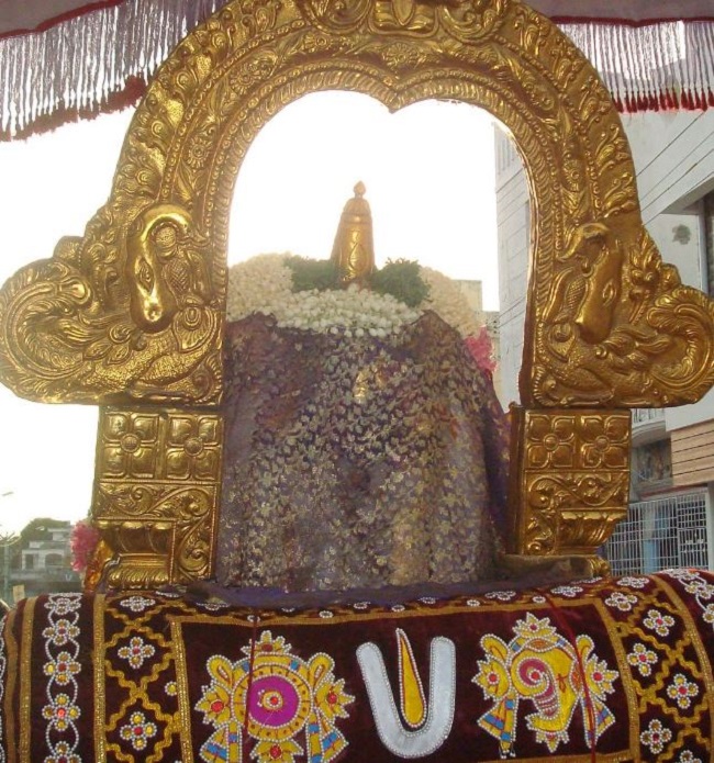 Kanchi Sri Perarulalan Jaya Avani ammavasai purappadu 2014 14