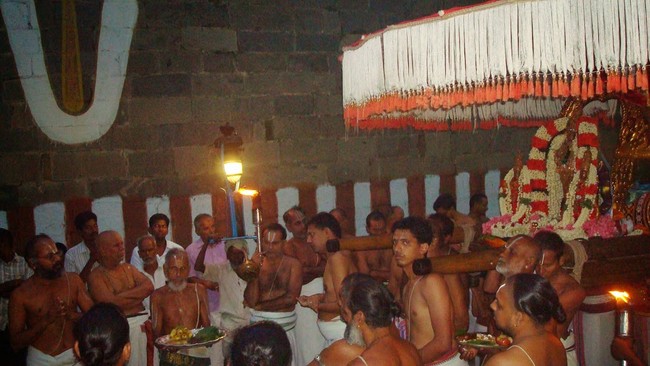 Kanchi Varadaraja Kovil Alavandhar Thirunakshatra Utsavam 2014 24