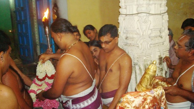 Kanchi Varadarja Perumal Kovil Aadi Garudan Gajenda Moksham 2014 36