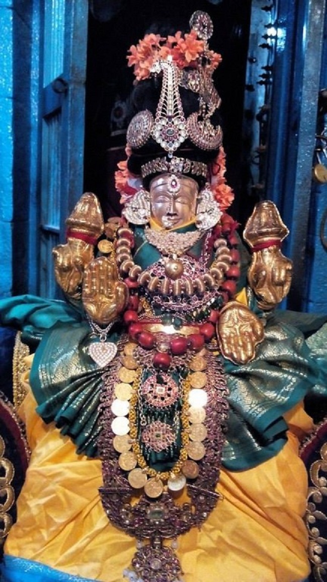 Kooram Sri Pankajavalli Thayar Aadi Vellikizhamai Purappadu8