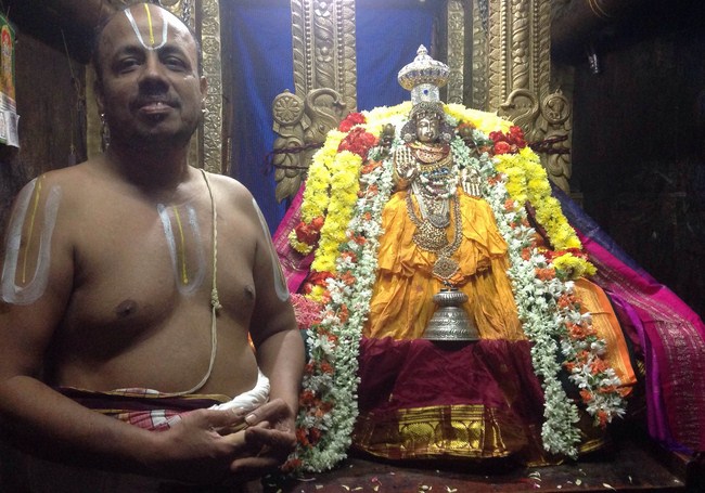 Nanganallur Sri Lakshmi Hayavadhana Perumal Sri Vidhya Lakshmi Thayar Lakshaacharanai Mahothsavam4