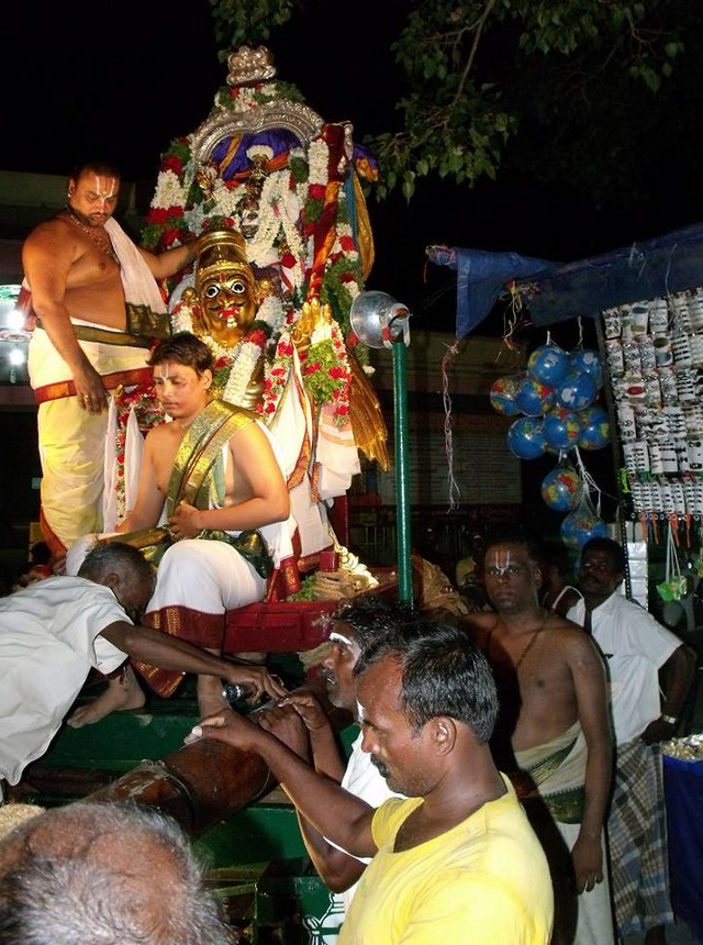 Thirumaliruncholai Sri Kallazhagar  Brahmotsavam Garuda Sevai 2014 5