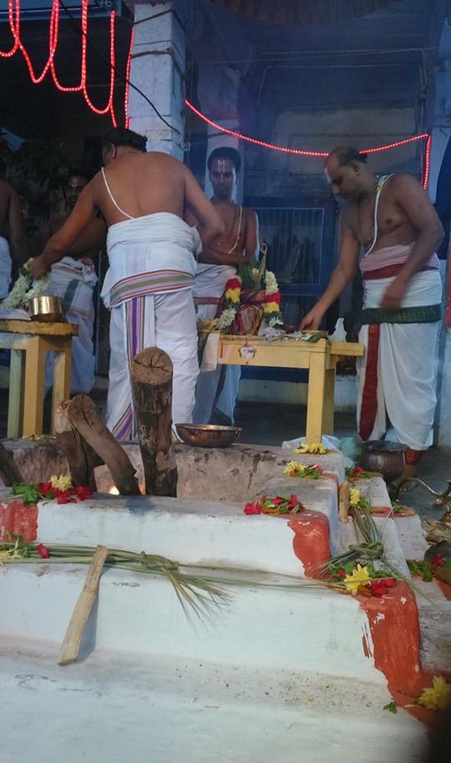 Varuna Japam at Thirukadalmallai Sri Sthalasayana Perumal Temple  2014 2