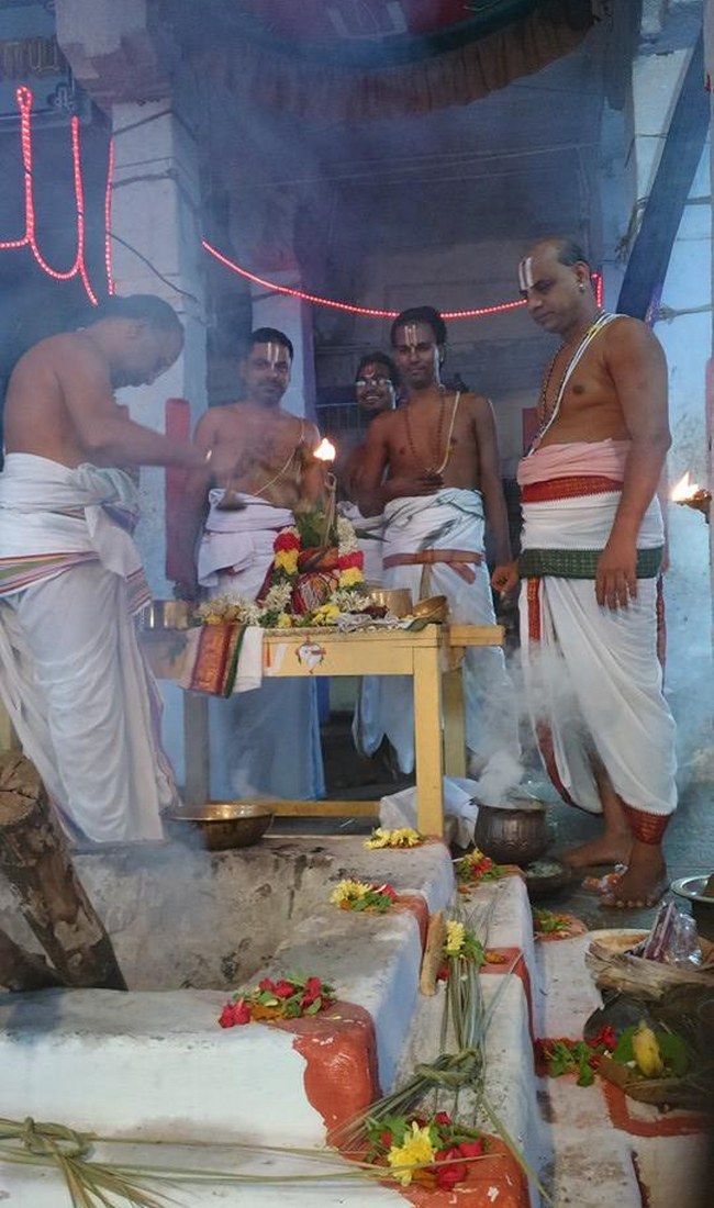 Varuna Japam at Thirukadalmallai Sri Sthalasayana Perumal Temple  2014 5