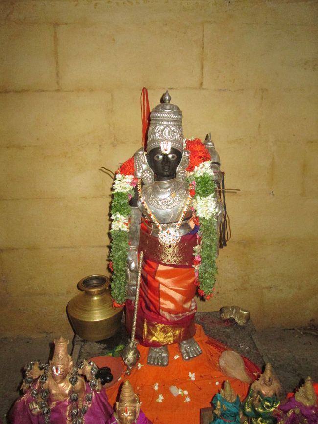srirangam thirukurallapan sannathi krishna jayanthi (26)