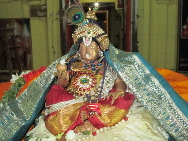 srirangam thirukurallapan sannathi krishna jayanthi (30)