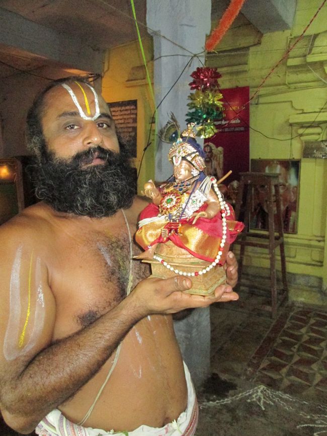 srirangam thirukurallapan sannathi krishna jayanthi (36)