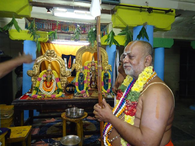 Azhwar THirunagari Jeeyar Mangalasasanam At Thiruvekka Yathokthakari Temple2014 05