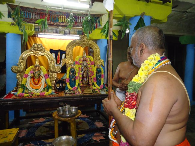 Azhwar THirunagari Jeeyar Mangalasasanam At Thiruvekka Yathokthakari Temple2014 06