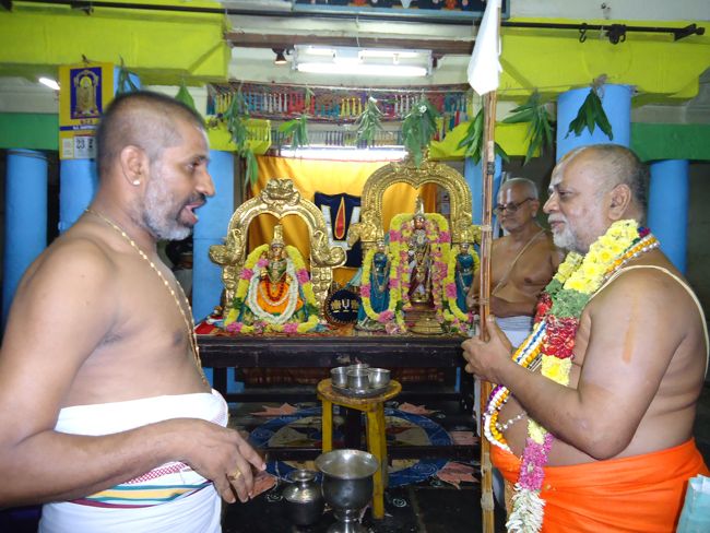 Azhwar THirunagari Jeeyar Mangalasasanam At Thiruvekka Yathokthakari Temple2014 11