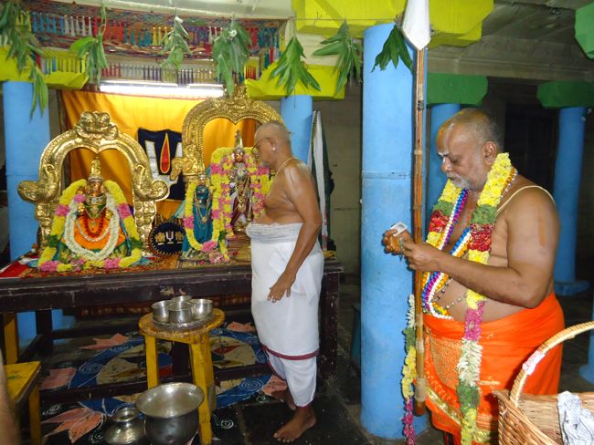 Azhwar THirunagari Jeeyar Mangalasasanam At Thiruvekka Yathokthakari Temple2014 29