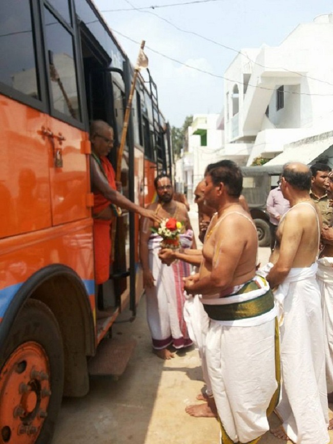HH 46th Srimath Azhagiyasingar Vijaya Yathirai to Kurnool and Hyderabad Ahobila Mutt15