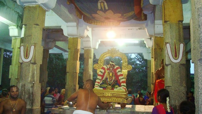 Kanchi Perundhevi Thayar Jaya PUrattasi Sukravara Purappadu  2014 11