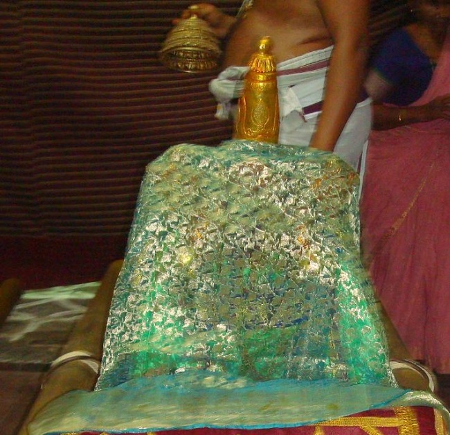 Kanchi Sri Varadaraja Perumal Kovil Pavithrotsavam Adhi vaasam  2014  09