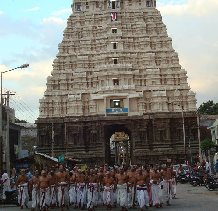 Kanchi Sri Varadaraja Perumal Temple Pavithrotsavam day 2 evening 2014  09
