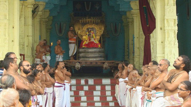 Kanchi Sri Varadaraja Perumal Temple Uriyadi Utsavam  2014--09
