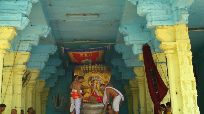 Kanchi Sri Varadaraja Perumal Temple Uriyadi Utsavam  2014--12