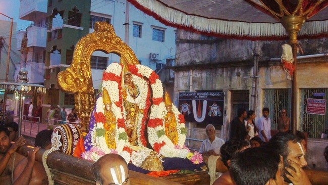Kanchi Sri Varadharaja Perumal Temple Jaya Purattasi Ekadasi PUrappadu 2014 25