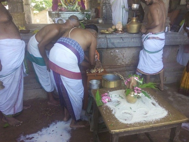 Kumbakonam Sri Adhivaraha Perumal Temple Pavithrotsava Poornahuthi and Theerthavari  2014 03