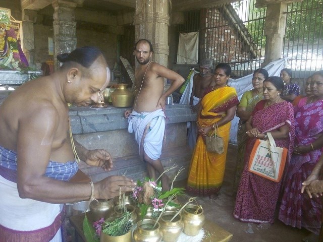 Kumbakonam Sri Adhivaraha Perumal Temple Pavithrotsava Poornahuthi and Theerthavari  2014 12