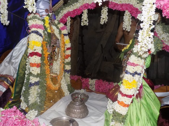 Madipakkam Sri Oppilliappan Pattabhisheka Ramar Temple Vidayatri Utsavam-Pushpa Pallaku20