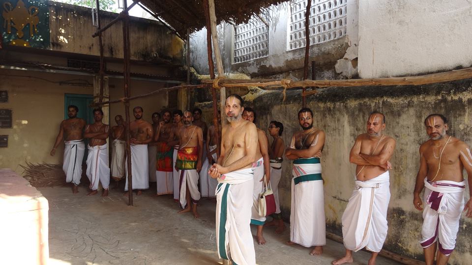 Mylapore SVDD Sri Srinivasa Perumal Temple Swami Desikan Uthsavam Day 1 Morning  25-09-2014  04