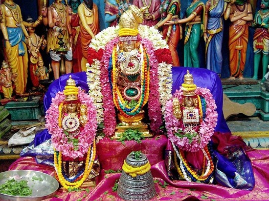 Perambur Sri Venkatesa Perumal Koil Jaya Varusha Pavithrotsava Satrumurai11