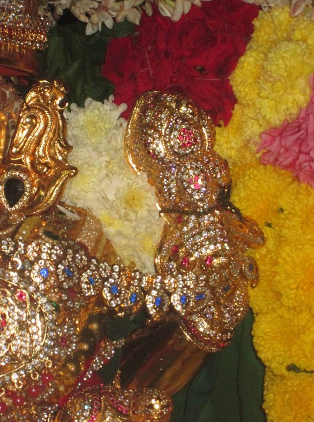 Pondy Srinivasan Sannadhi Navarathri Utsavam day 1  2014 04