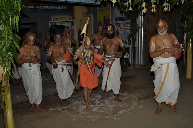 Poundarikapuram Ashramam Srimad Rayapuram Andavan Uthanam 2014 06