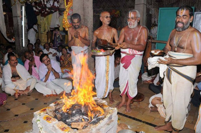 Purattasi Swathi Sudarsana Homam At Lower Ahobilam Sri Prahaladavardan Temple3