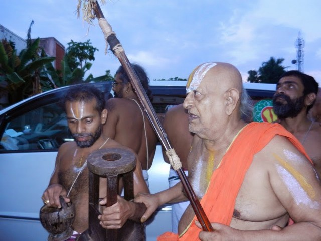 Srimushnam Andavan Mangalasasanam At Vaduvur Kothandaramaswamy Temple  2014 03