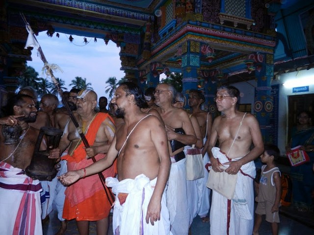 Srimushnam Andavan Mangalasasanam At Vaduvur Kothandaramaswamy Temple  2014 05
