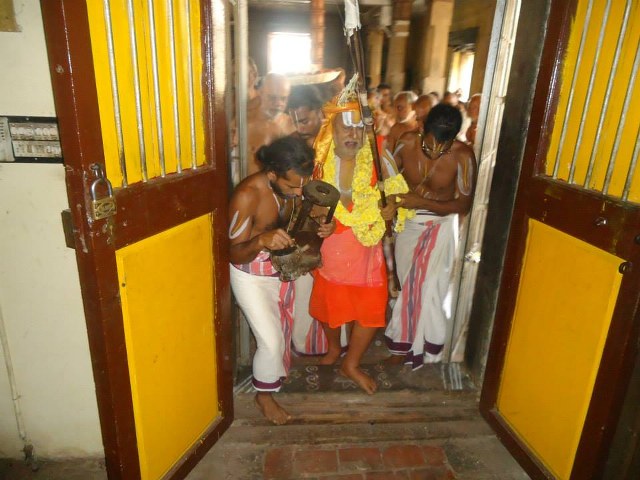 Srimushnam Andavan Mangalasasanam at Kumbakonam Sri Adhivaraha Perumal Temple  2014 15
